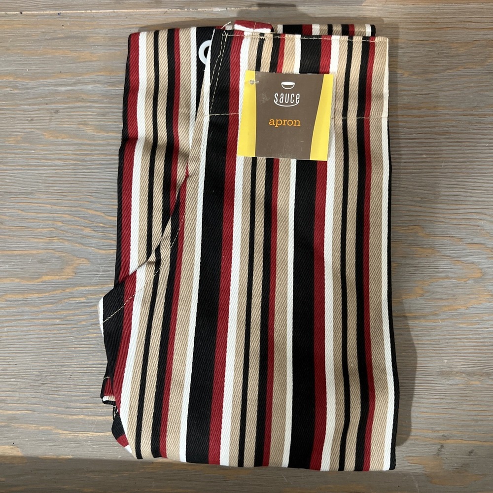 Sauce Chefs‎ apron with two pockets New With Tags